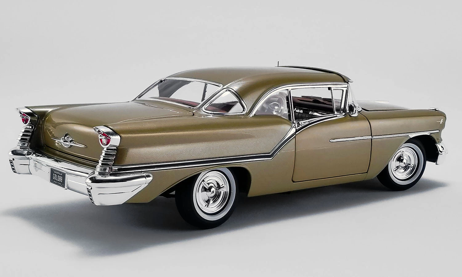 Acme 1/18 1957 Oldsmobile Super 88 - Image 2