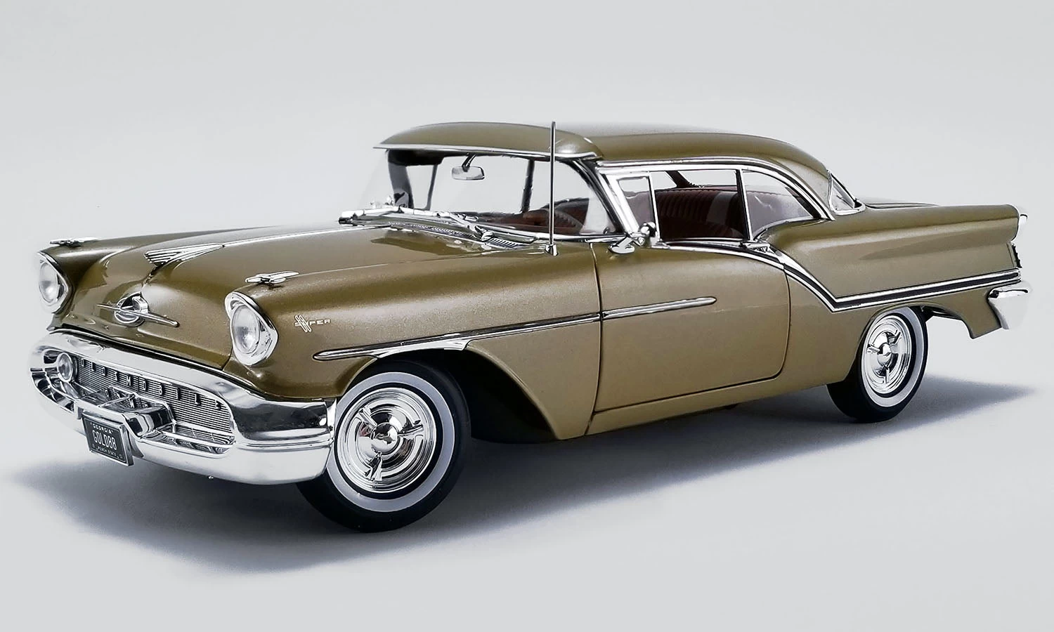Acme 1/18 1957 Oldsmobile Super 88