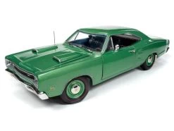 Auto World 1/18 1969 Dodge Coronet Super Bee