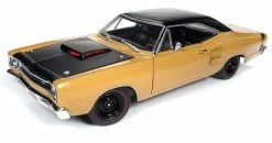 Auto World 1/18 1969½ Dodge Coronet Six Pack "Super Bee" Hardtop