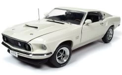 Auto World 1/18 1969 Ford Mustang Boss 429 Wimbledon White