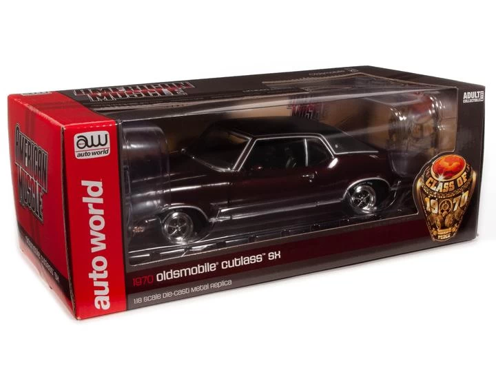 Auto World 1/18 1970 Oldsmobile Cutlass SX - Image 2